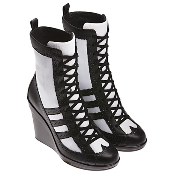 jeremy scott adidas boots